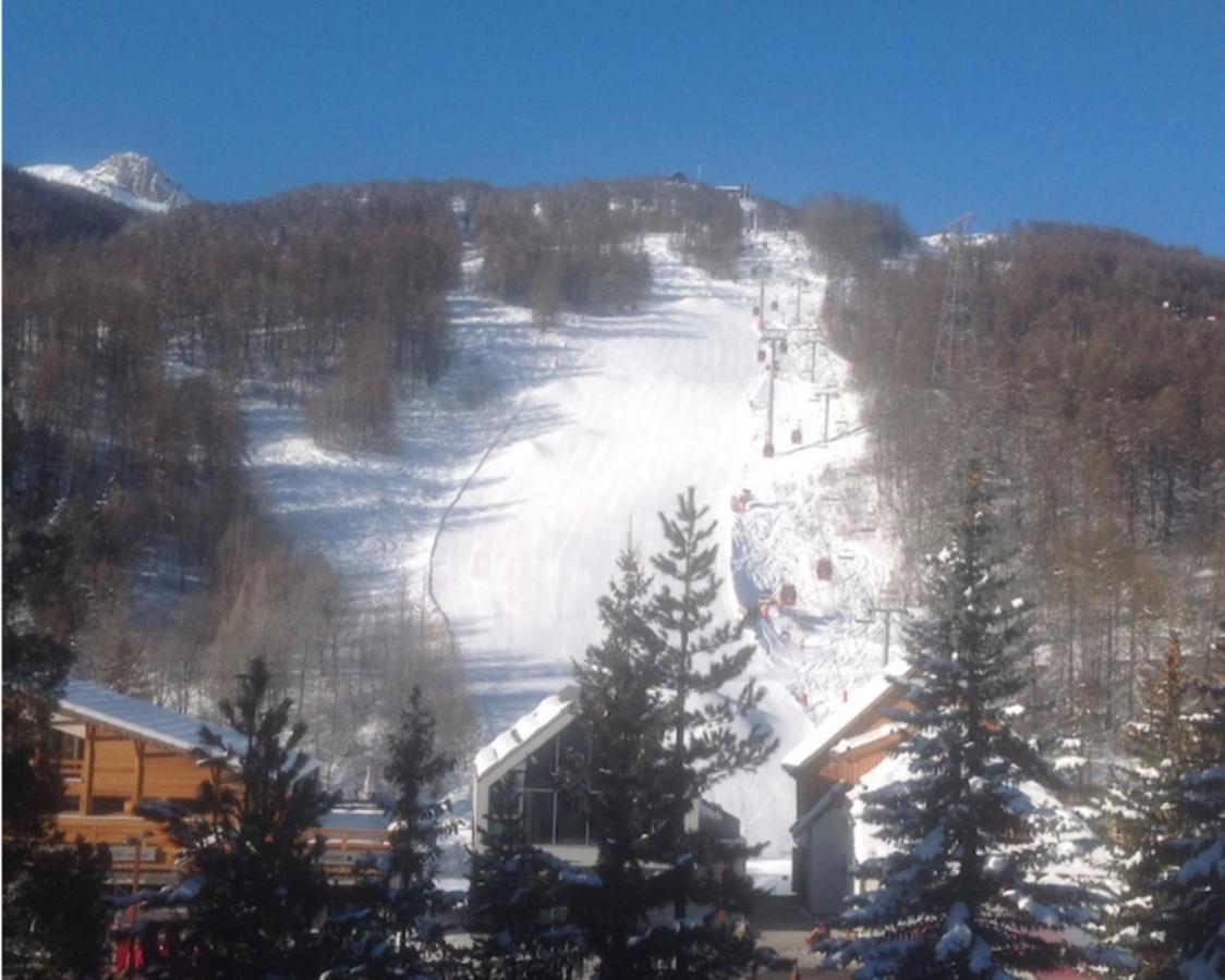 Apt Or Chalet Near The Slopes Saint Chaffrey Екстериор снимка